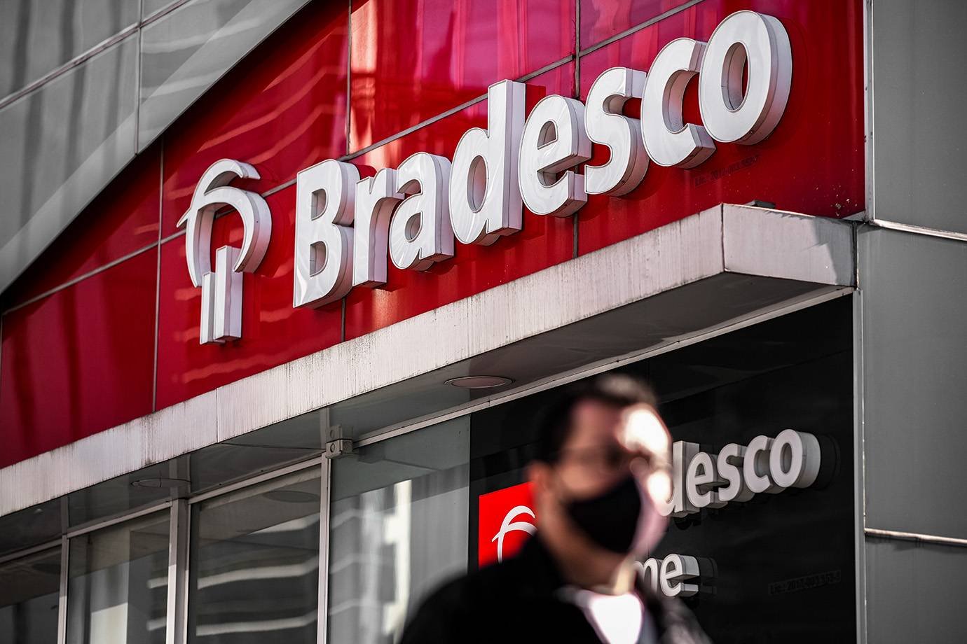Bradesco lucra R$ 7,1 bilhões no 2º trimestre, alta de 16,2% em um ano