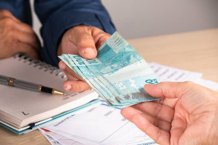 Onde o salário mínimo é maior no Brasil? Confira os estados com piso regional