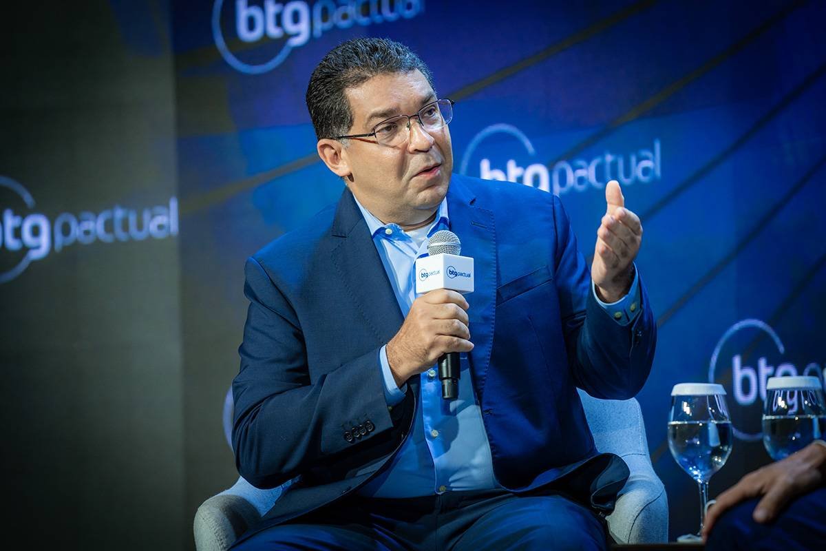 ‘Não vai funcionar aumentar carga tributária, é preciso controlar gasto’, diz Mansueto