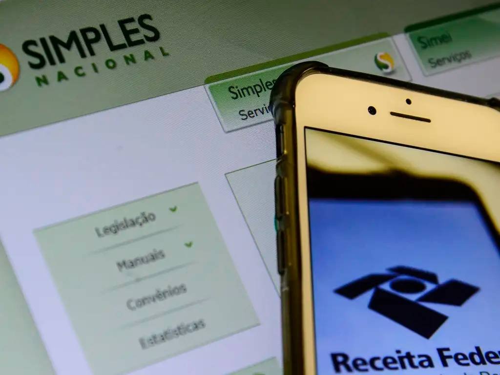 Sem saber a alíquota da CBS, empresas do Simples decidem regime tributário até 30 de setembro