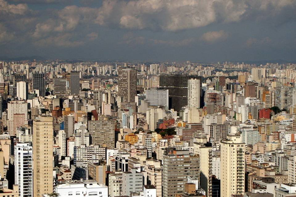 IPCA-15 de agosto cai 0,40%, com inflação em 12 meses a 4,24%