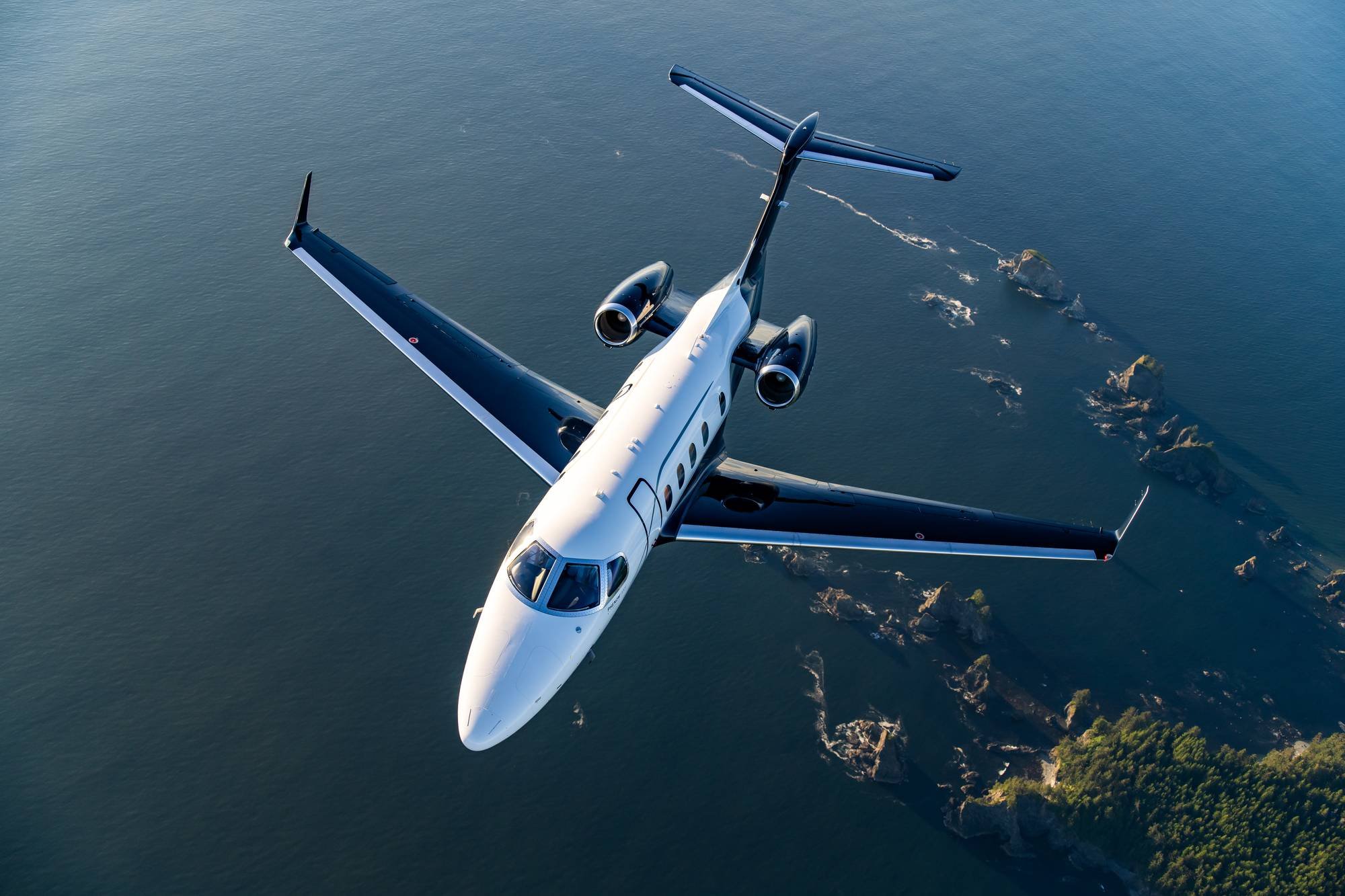 O que a Embraer ganha se Trump barrar compras de jatos da Bombardier
