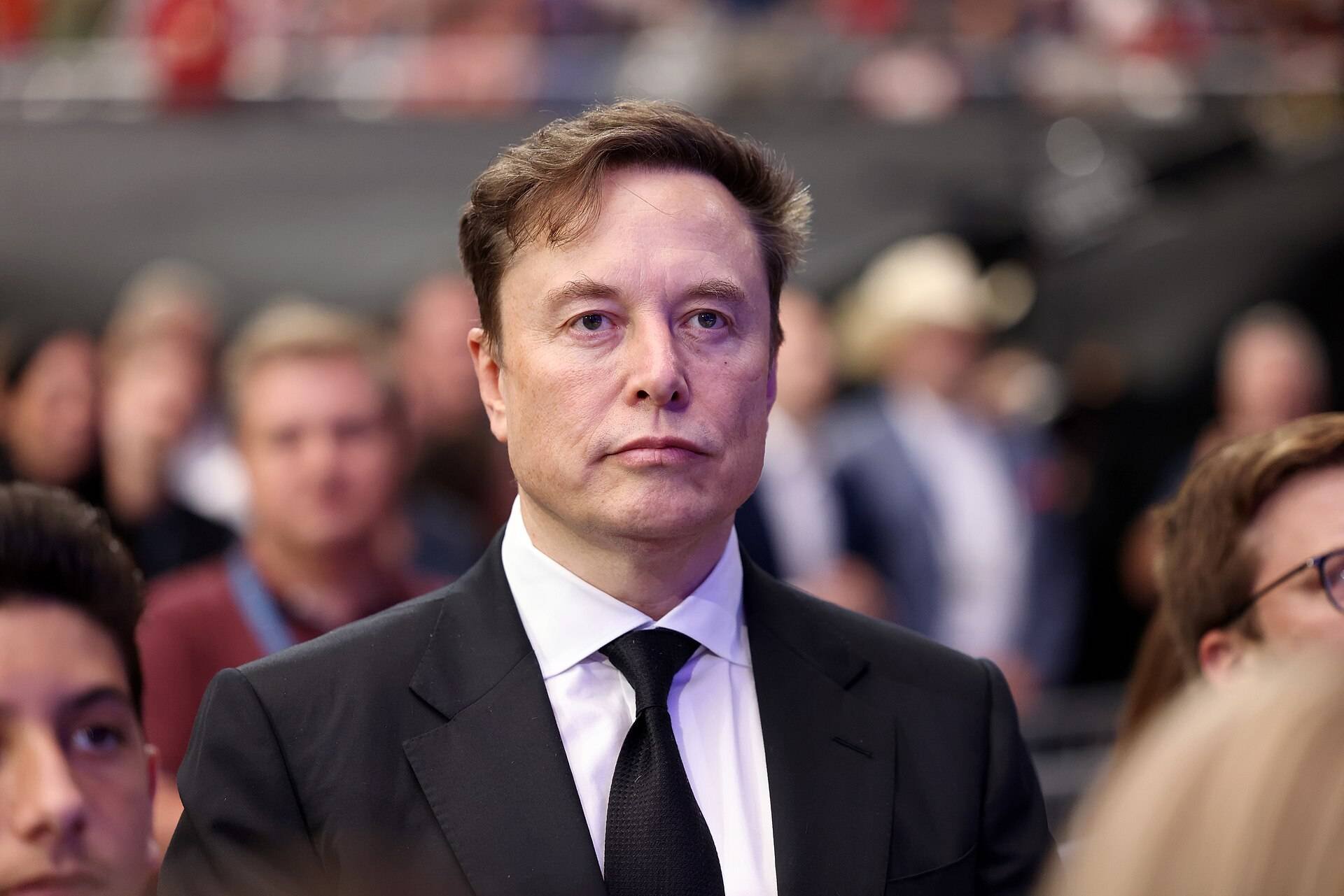 Starlink, de Elon Musk, vai virar operadora no Brasil? Os riscos para Vivo e TIM