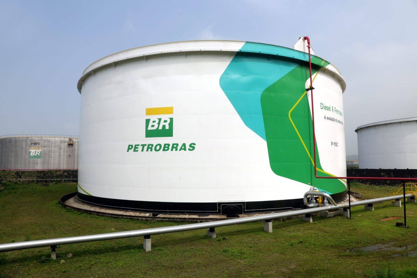Governo prorroga subsídio do diesel por 30 dias; valor segue em R$ 2,12