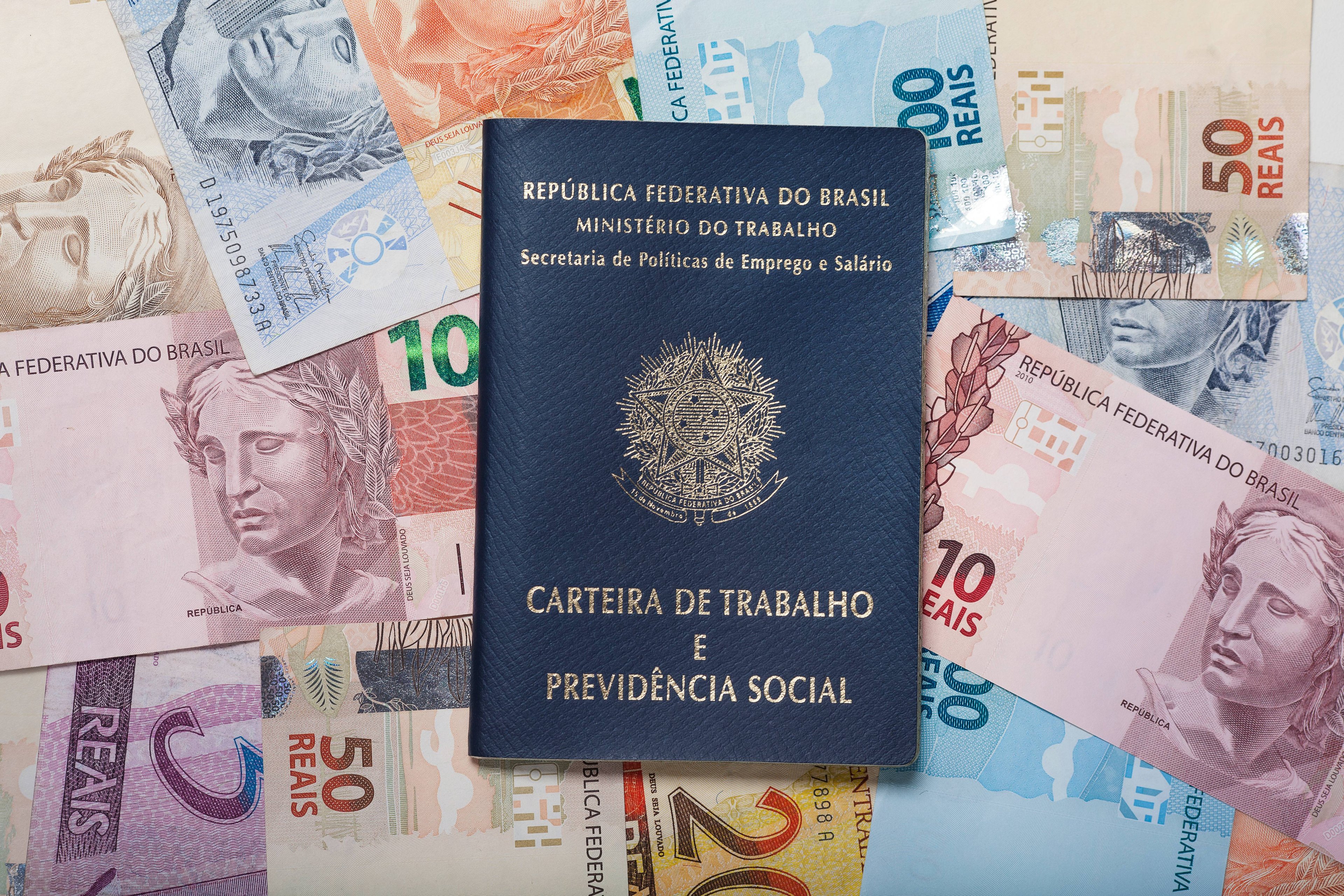 Desemprego cai a 5,2% no Brasil, menor taxa para um 3º trimestre desde 2012