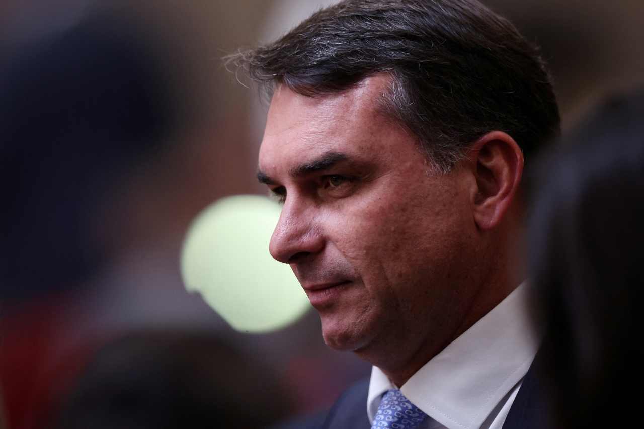 Sem coligação com PP, União Brasil e Republicanos, Flávio Bolsonaro diz ter apoio de ‘quadros políticos nacionais’