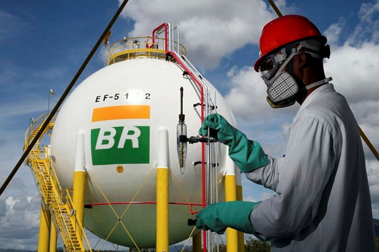 Petrobras (PETR4), Magazine Luiza (MGLU3), balanços do 2T26 e outros destaques desta sexta (7)