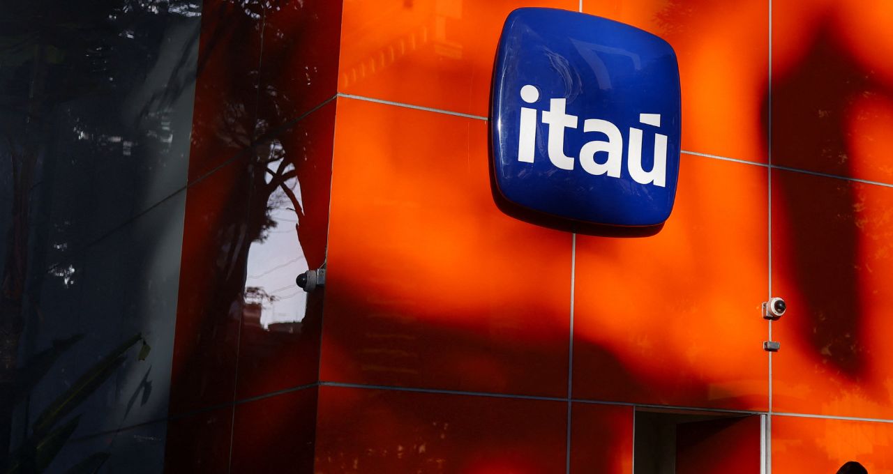 Como o Itaú (ITUB4) mantém lucros sólidos e paga bons dividendos em tempos difíceis