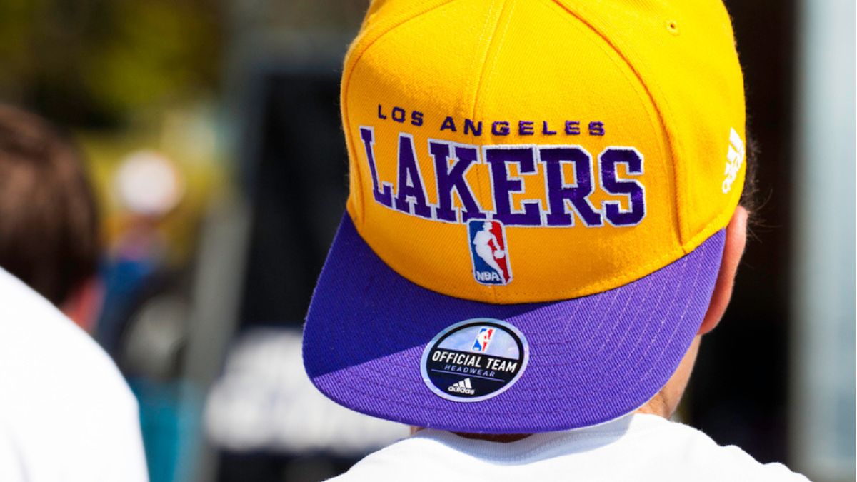 NBA: Quem são os ricaços que pagaram US$ 12,5 bilhões pelo Los Angeles Lakers