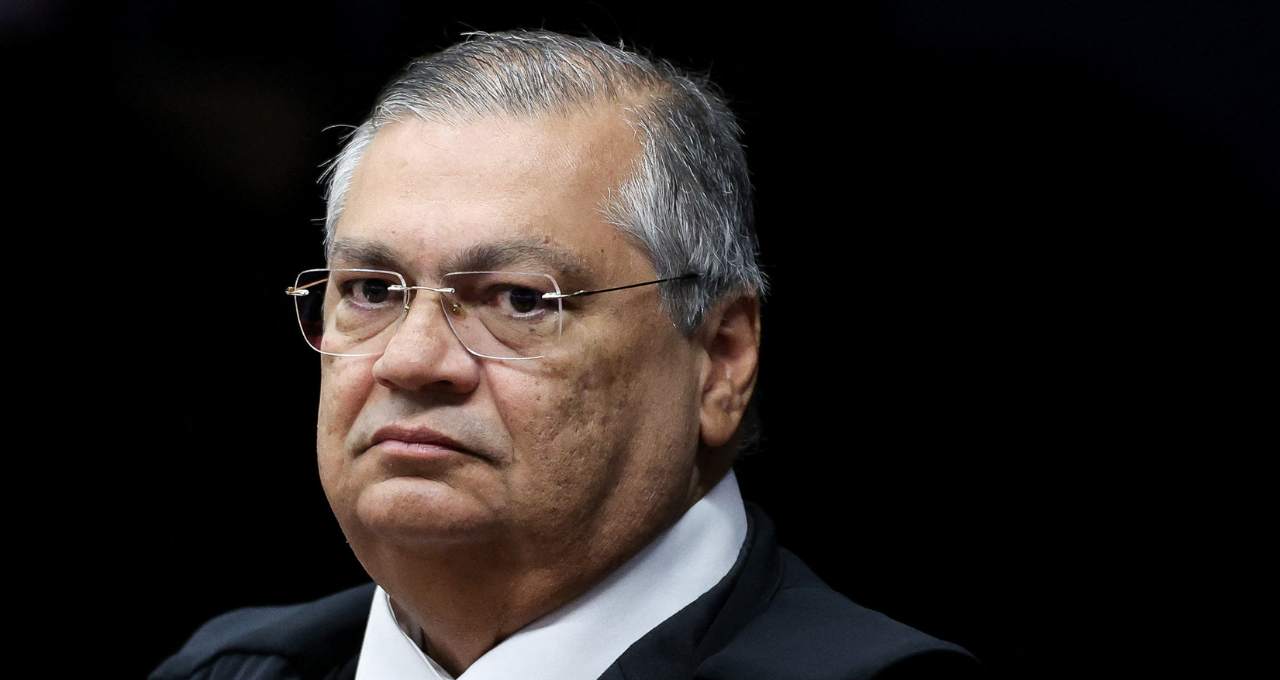 Flávio Dino diz ser alvo de ‘agressões e injustiças’ após operação contra fonte de jornalista