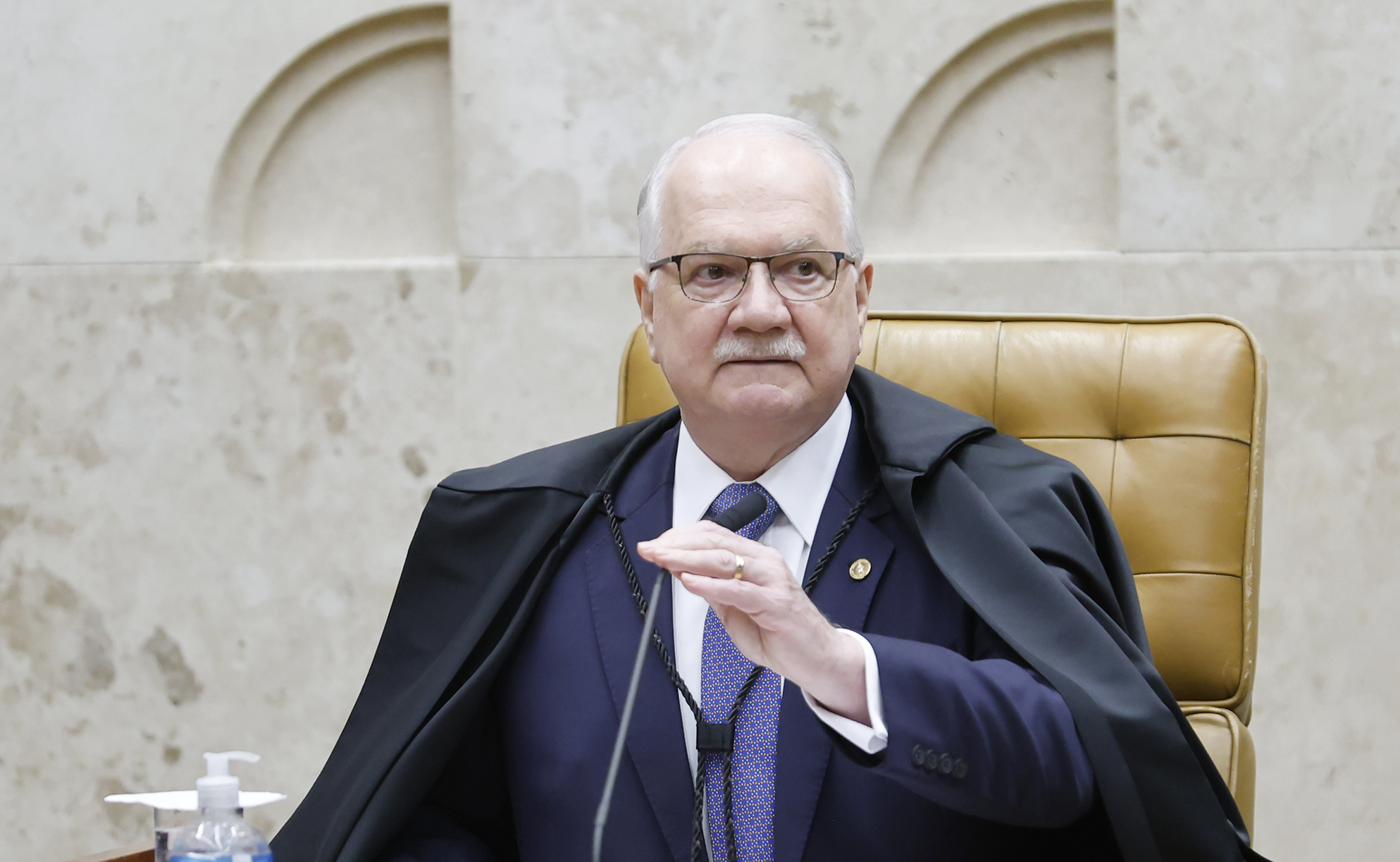 Fachin defende sigilo da fonte, mas apoia decisão de Moraes que identificou informante