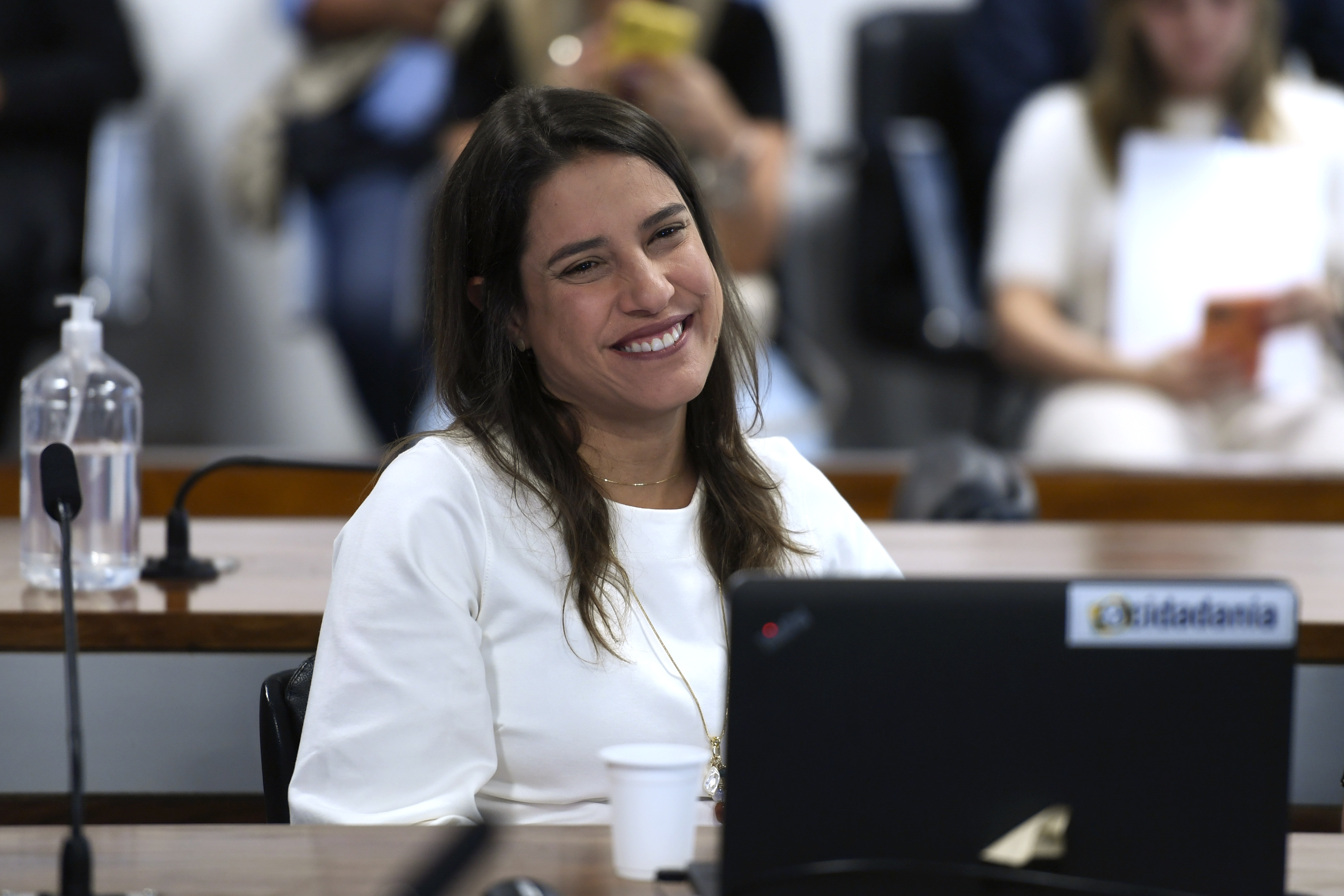 Governadora Raquel Lyra (PSD) exalta parceria com Lula, mas evita declarar voto para presidente