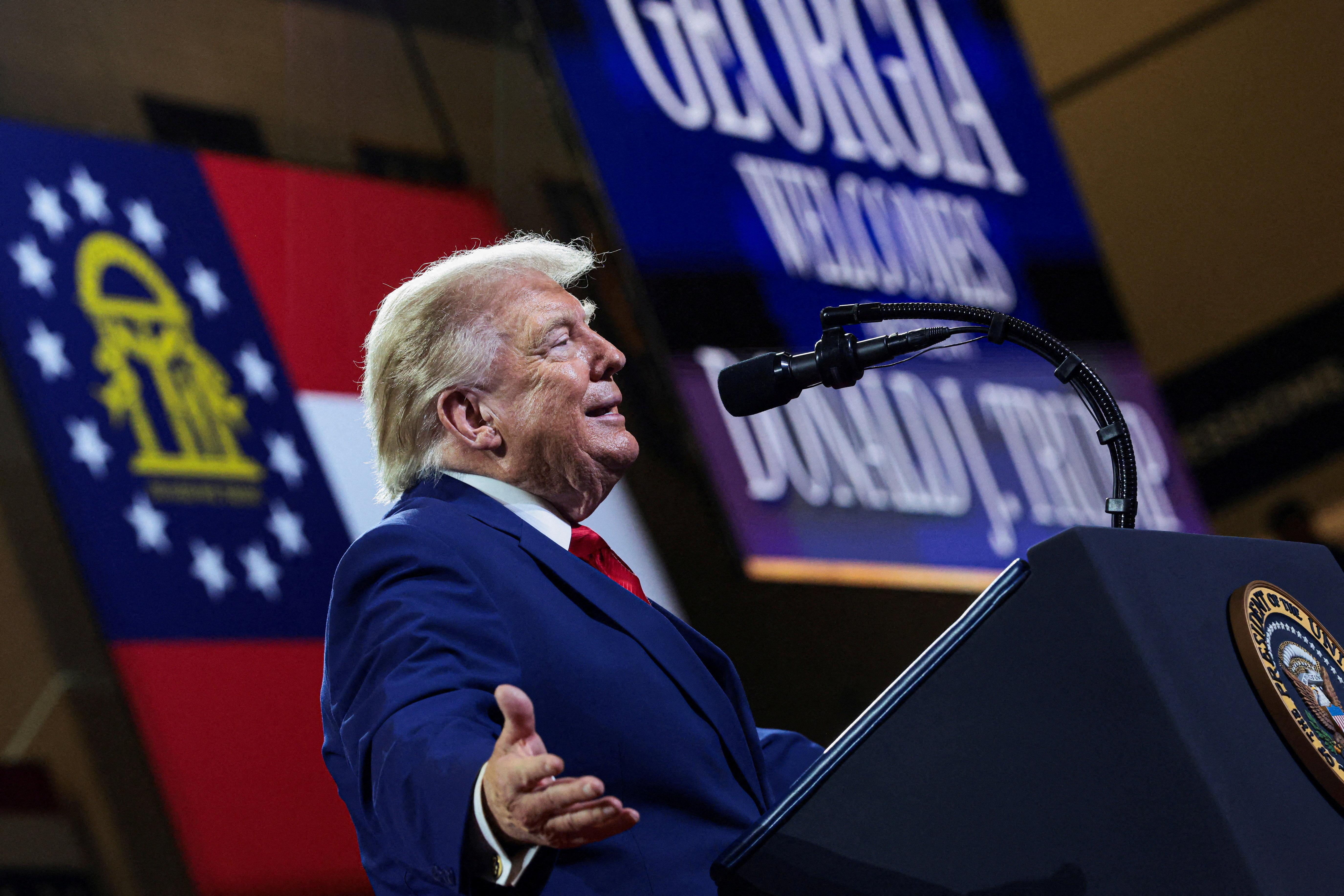 Trump diz ter assinado proclamação para lidar com os preços “excessivamente” altos da carne bovina