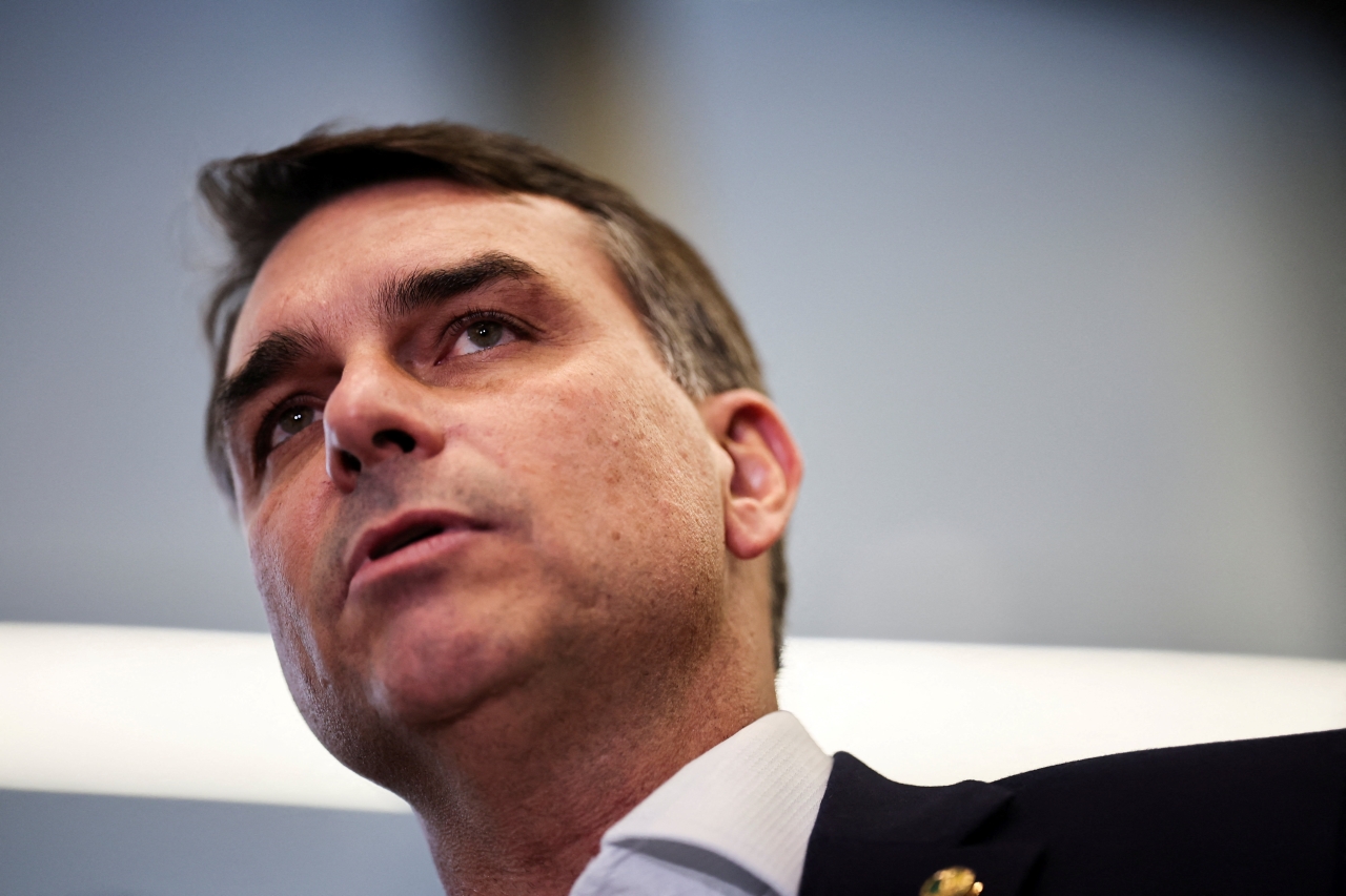 Flávio Bolsonaro: Carlos Lottenberg será ministro da Saúde para trazer ‘padrão Einstein’ ao SUS