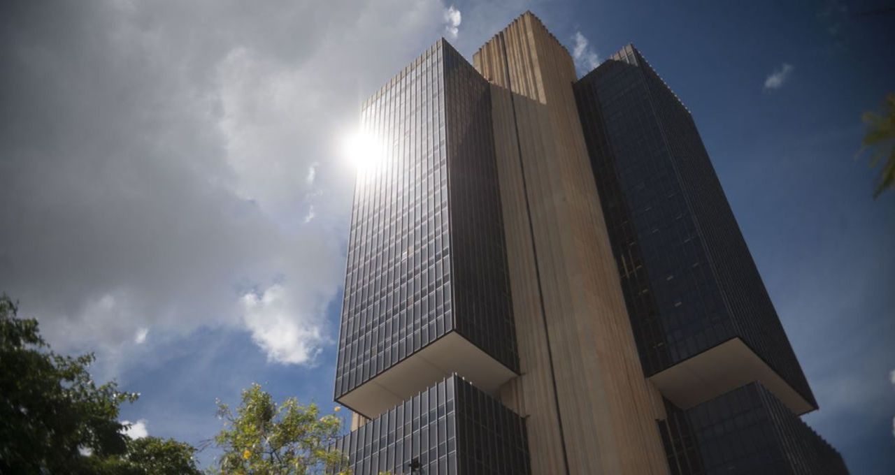 Economistas ajustam expectativas para inflação de 2026 e 2027; confira as projeções do Focus desta segunda-feira (31)