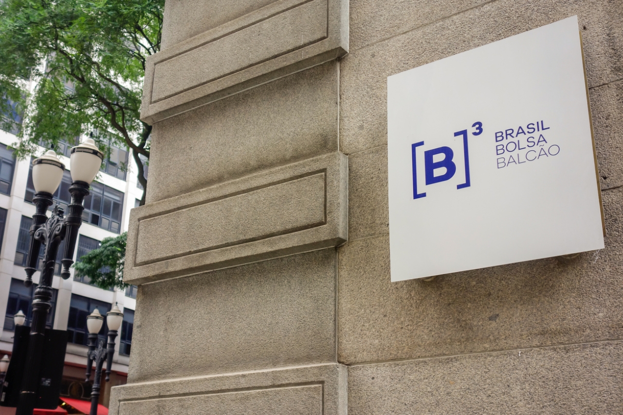 B3 revela quem entra e quem sai na terceira prévia do Ibovespa; confira