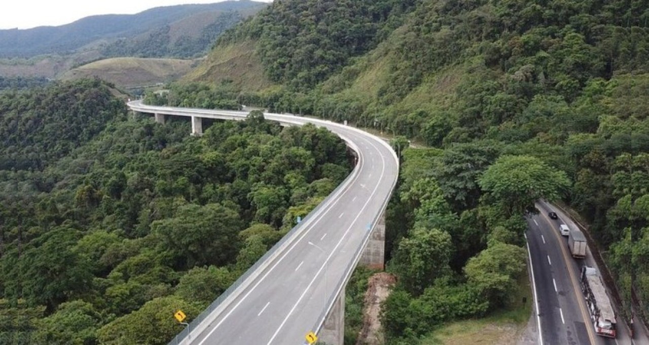 Safra corta preços-alvo de 9 ações, rebaixa RAIL3, MOTV3 e HBSA3 e define top picks