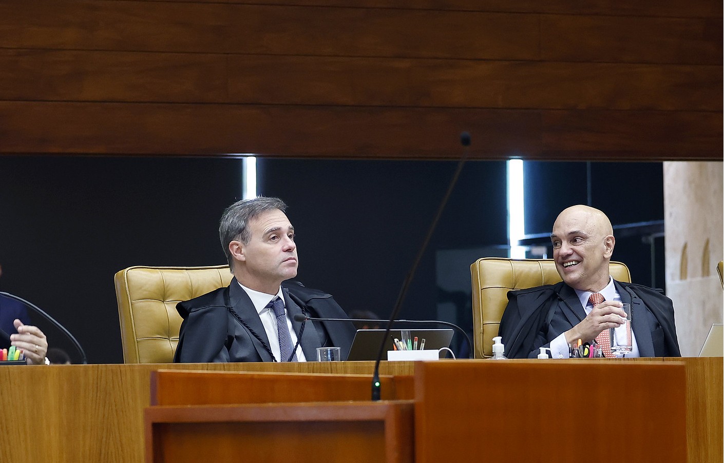 Crise no STF: Relatório usado por Moraes contra Mendonça não segue parâmetros, diz associação de inteligência