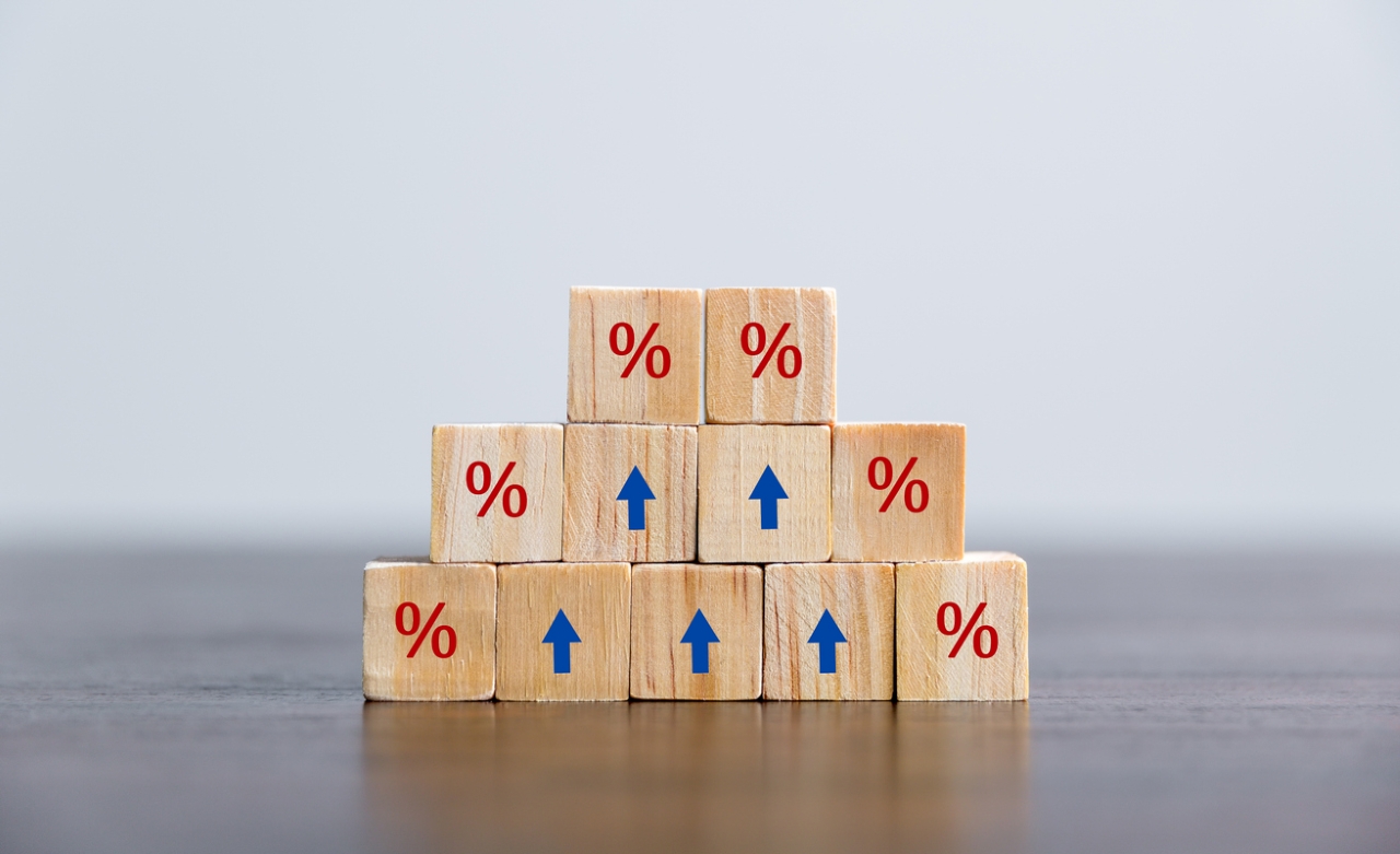 Ou sobe ou sobe? Fed chega à decisão de juros com mercado esperando alta; entenda