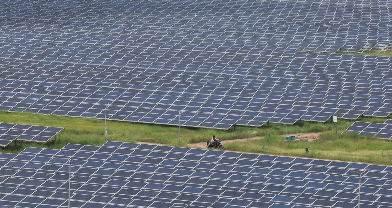 Meta de energia renovável exige US$ 1 trilhão por ano até 2030, aponta relatório