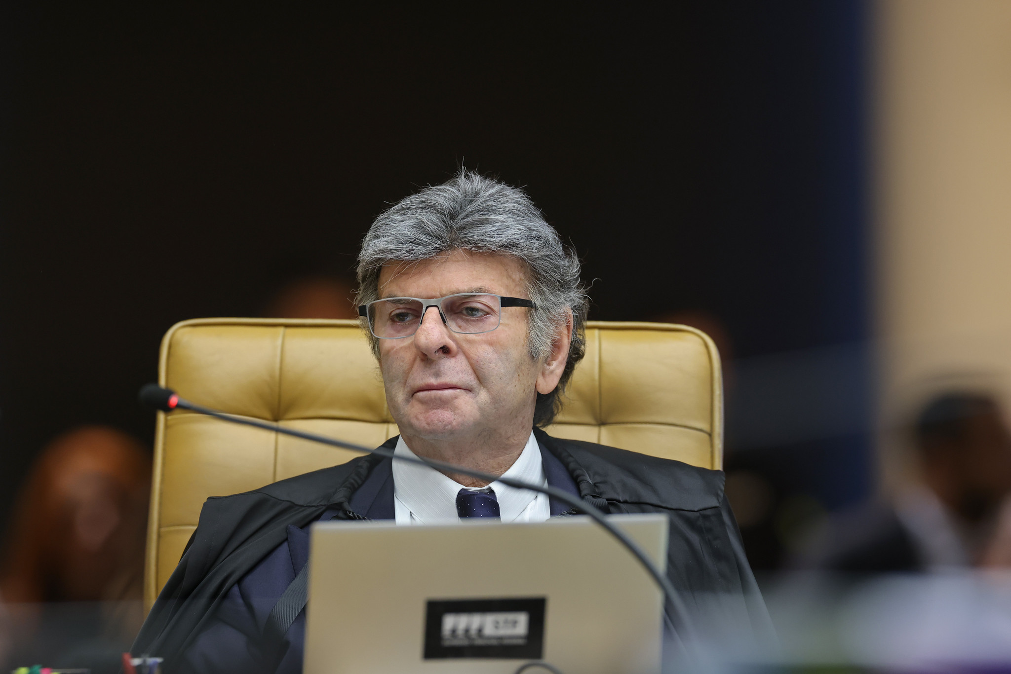 Fux é sorteado relator de ação que busca acesso a visitas de esposa de Moraes e de Daniel Vorcaro ao Senado