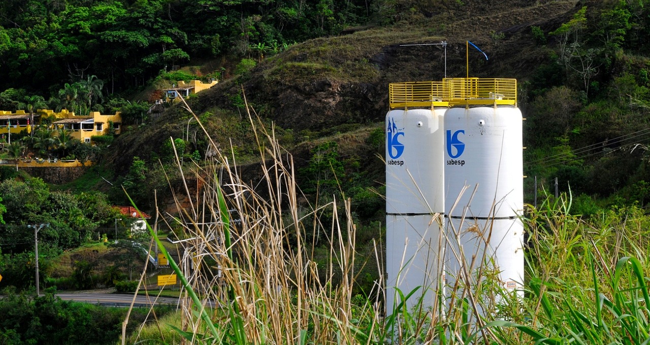 Alckmin defende que privatização da Sabesp (SBSP3) seja investigada; entenda