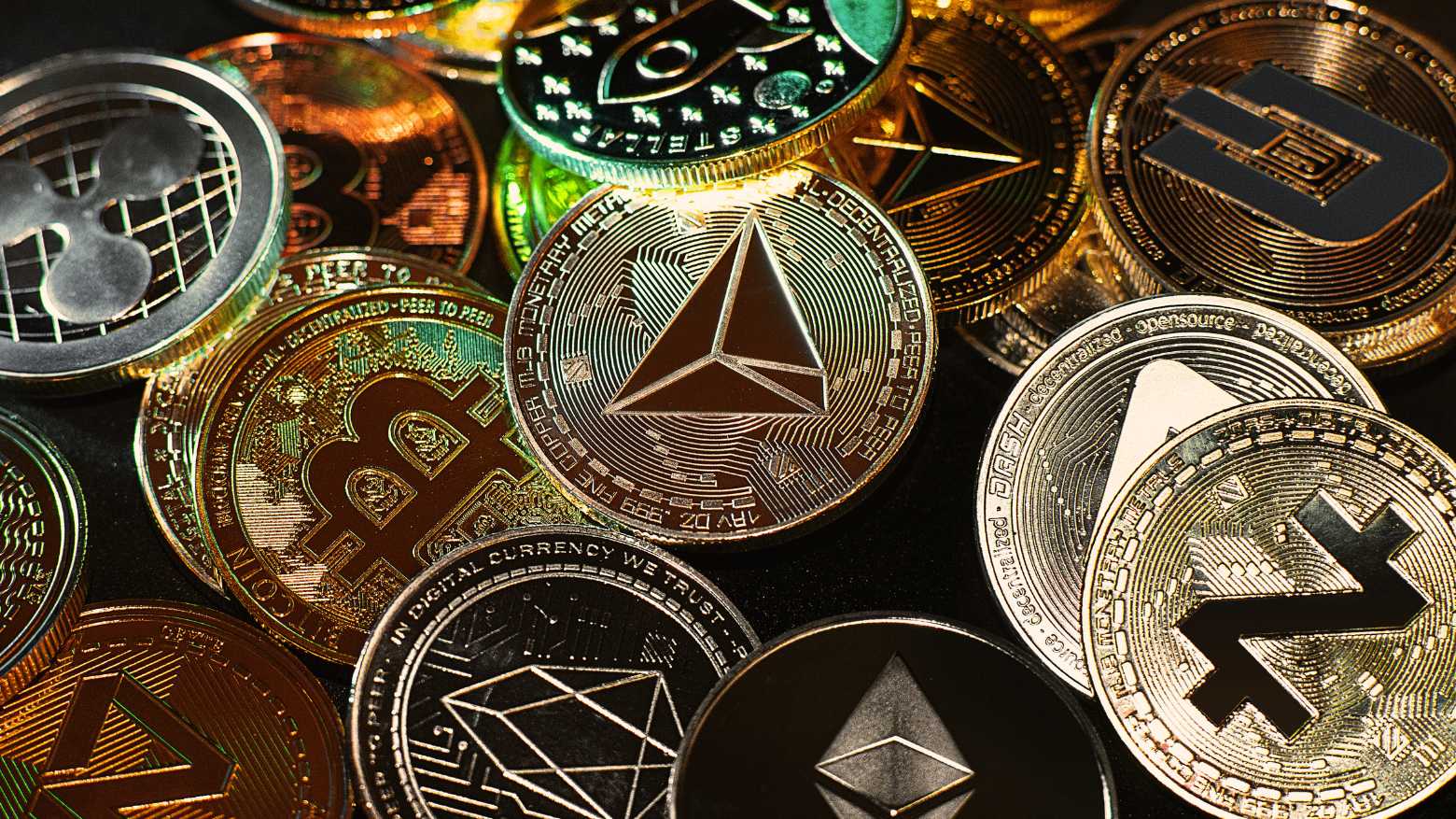 BC amplia controle sobre criptomoedas e mira carteiras próprias