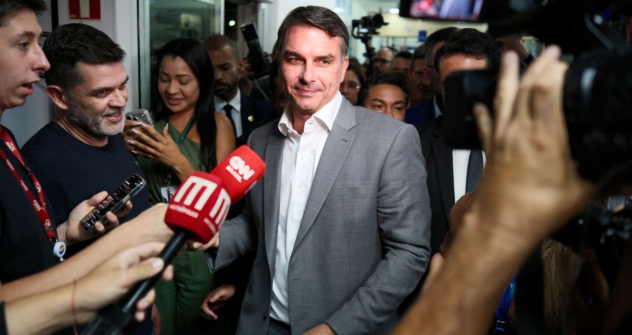 Flávio Bolsonaro promete fortalecer mercado de carbono, mas investidores temem recuos na agenda climática