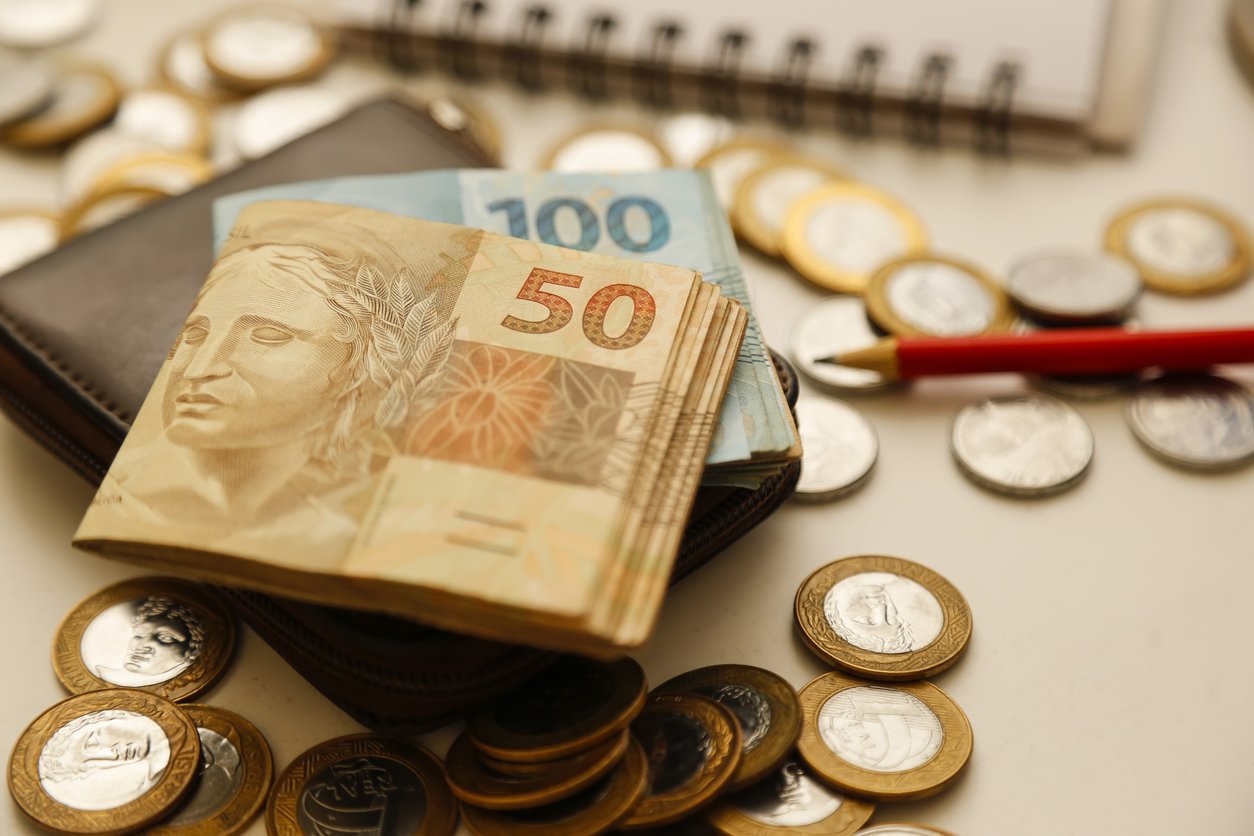 Perdão de dívidas de MEIs terá impacto fiscal, mas redução de custos, afirma governo