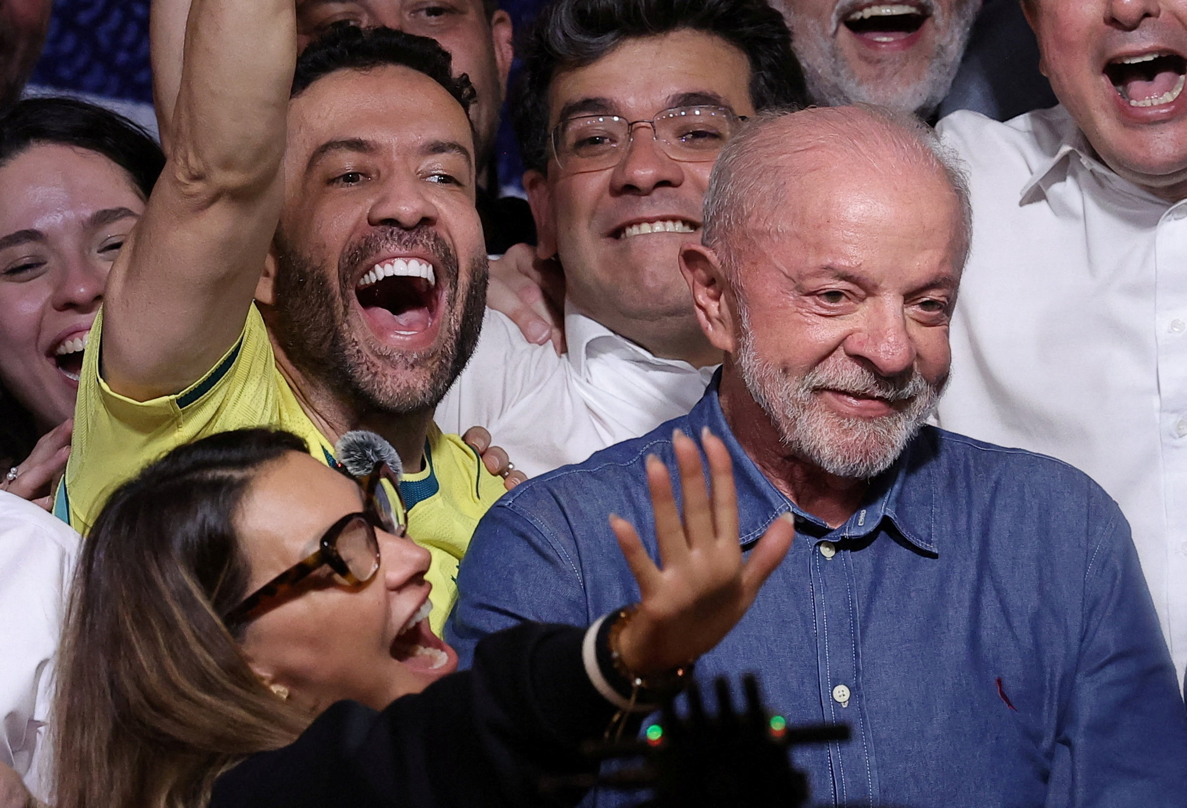Lula promete governar com Congresso que não escolheu e volta a falar que Brasil não aceita ser quintal de ninguém