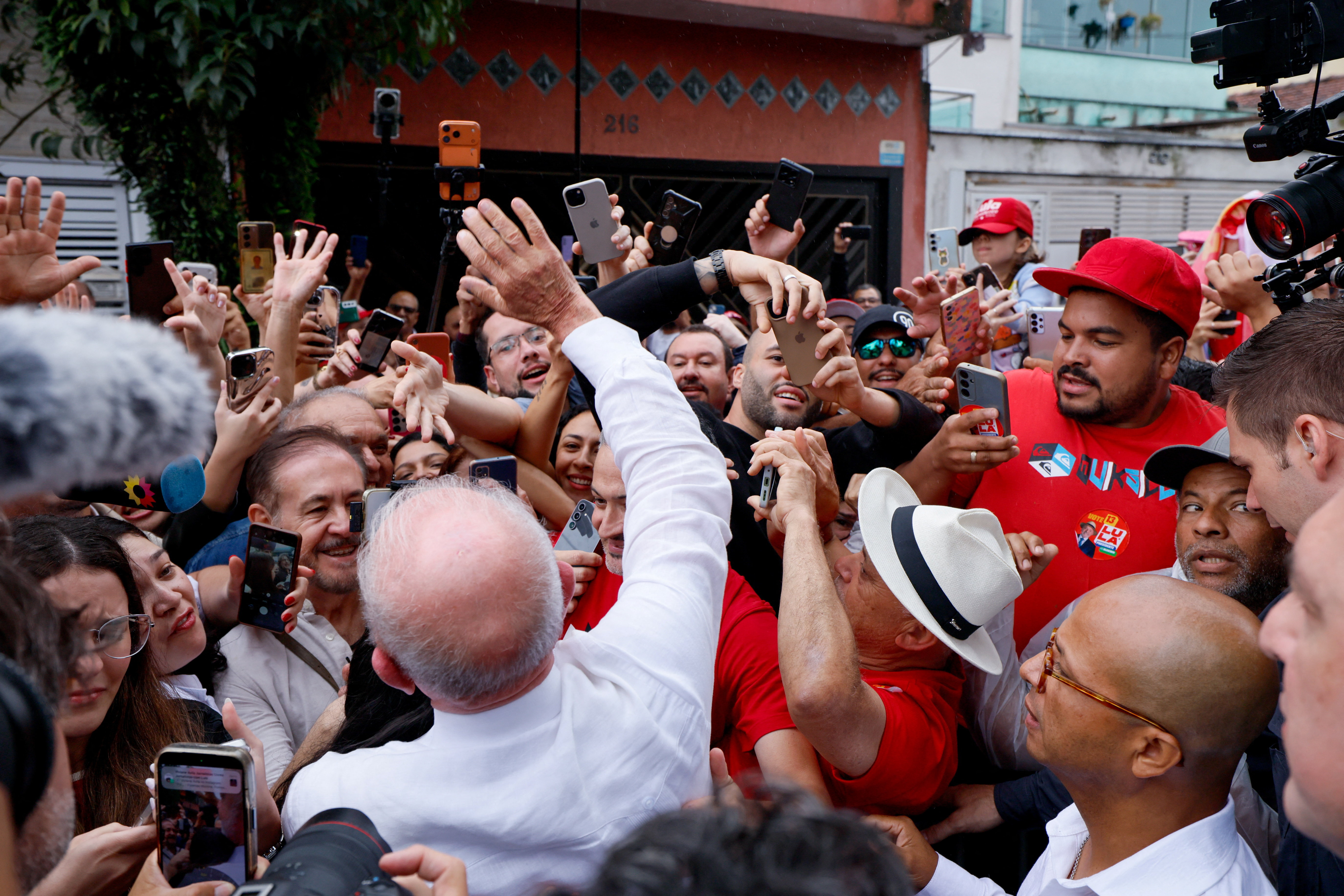 Presidentes de direita do Paraguai, Bolívia e Panamá cumprimentam Lula pela reeleição