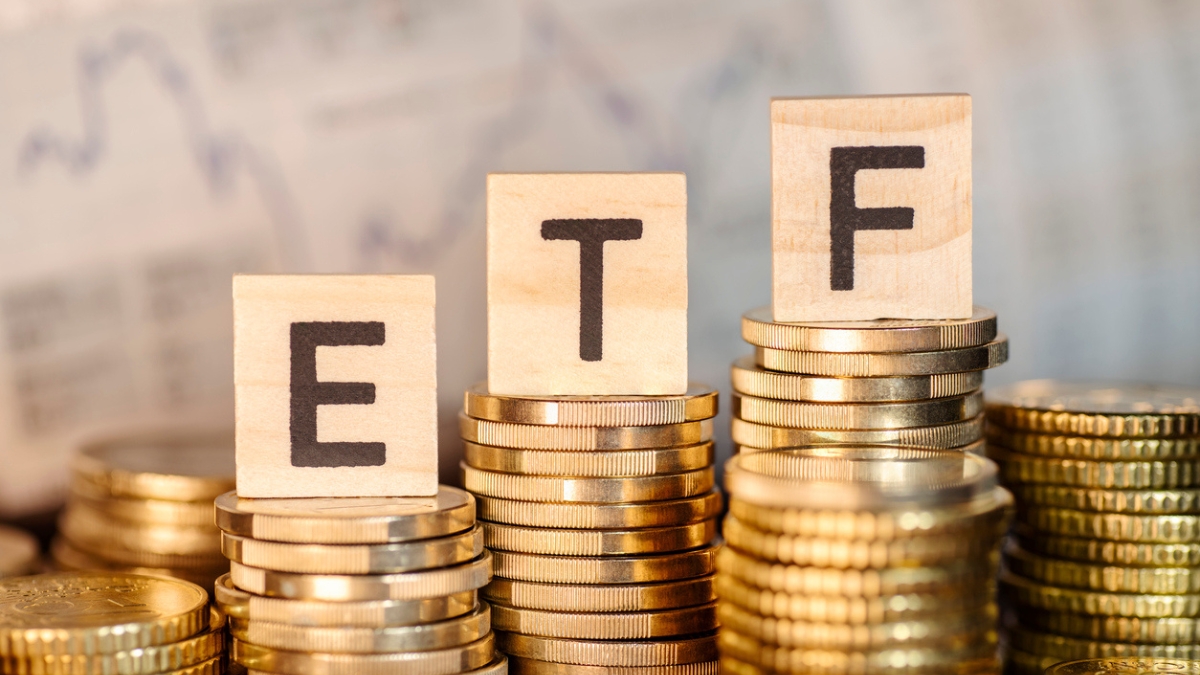 Renda fixa domina novos ETFs e recebe 80% dos investimentos — por que esses fundos chamam a atenção e quais são os principais?
