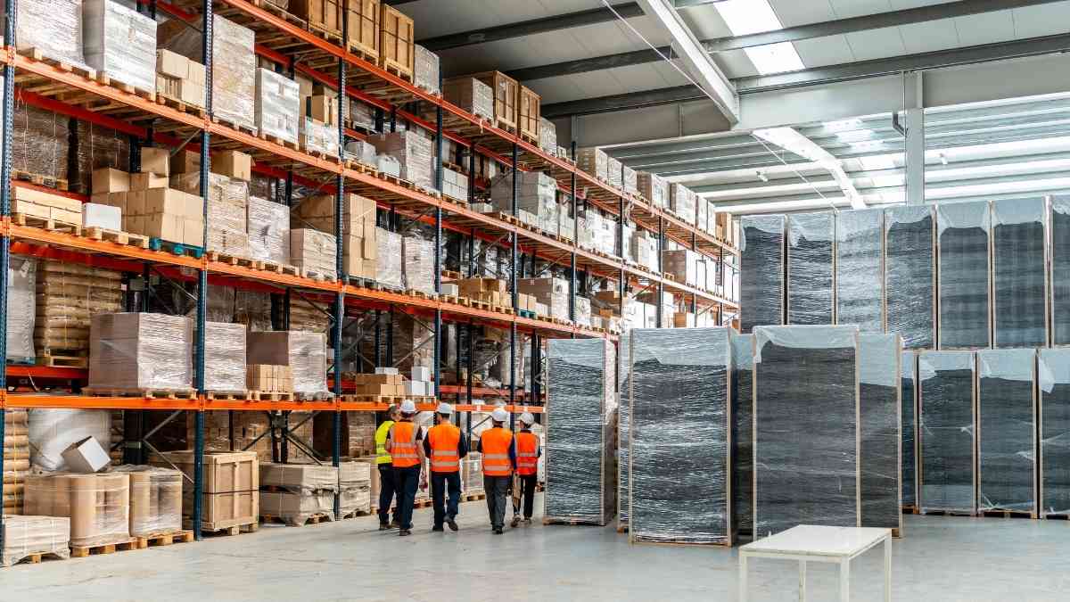 FII Alianza Trust (ALZR11) ocupa lugar do Bresco Logística (BRCO11) em carteira da Empiricus; entenda a mudança