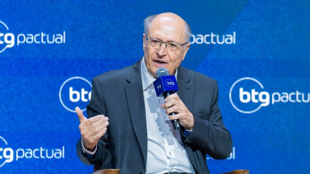 O que falta para o ajuste fiscal? Alckmin põe parte da culpa no Banco Central