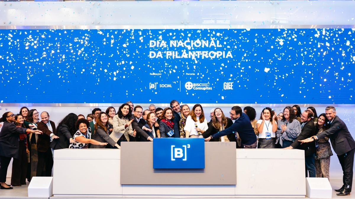 B3 realiza segunda edição de toque de campainha dedicado à filantropia